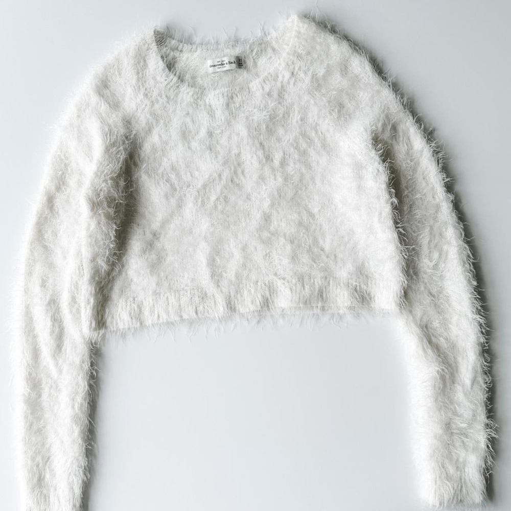 Abercrombie white eyelash cropped sweater